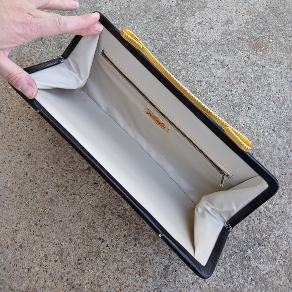 1950\'s 1960\'s BLACK CLUTCH PURSE vintage purse